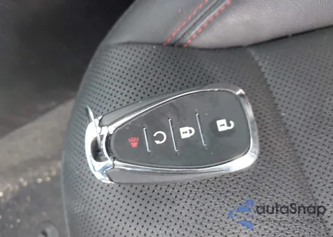 2025 Chevrolet Trax Fwd 2Rs z USA, uszkodzony, nr VIN KL77LJEP5SC077396